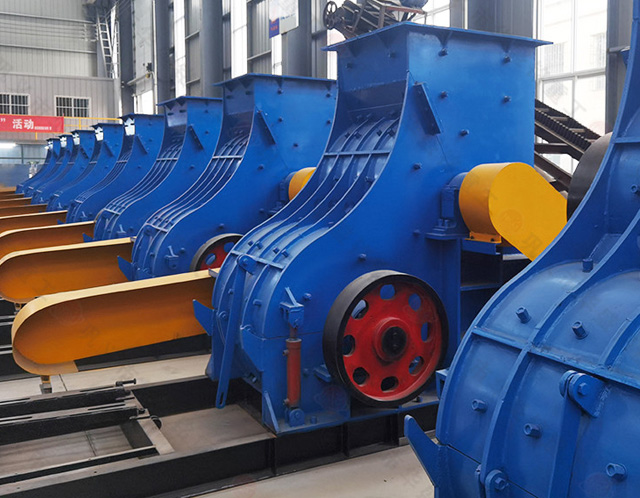 雙級無篩底粉碎機適合粉碎硅酸巖嗎?效果如何？